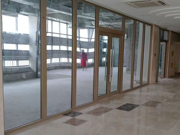 防火隔斷、玻璃防火門(mén)