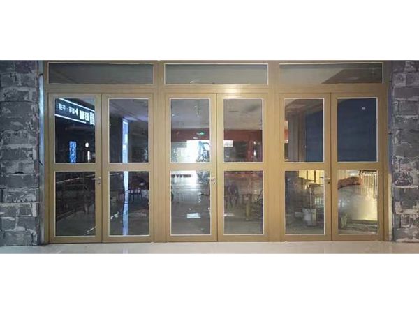 玻璃防火門(mén)